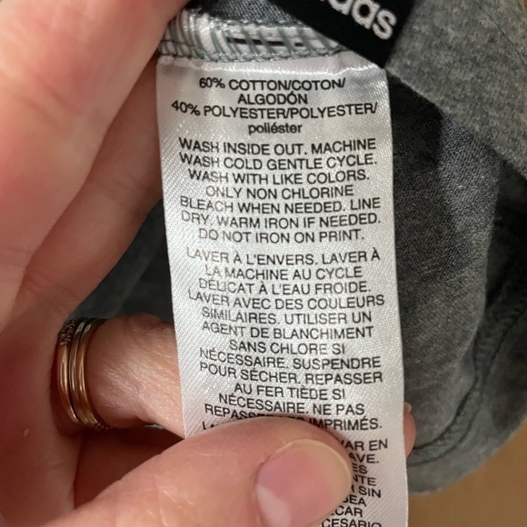 Adidas boy’s size large (14/16) graphic tee - Picture 5 of 6